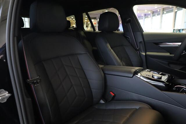 BMW 5-SERIE Touring 530e M Sportpakket Pro | Comfortstoelen | Bowers & Wilkins | Elektr. Trekhaak