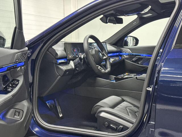 BMW 5-SERIE Touring 550e xDrive | M-Sport Pro | Travel Pack | Innovation Pack | Comfort Pack | Driving Assistant Professional | Parking Assistant Plus | Bowers&Wilkins | Comfort Access | Trekhaak