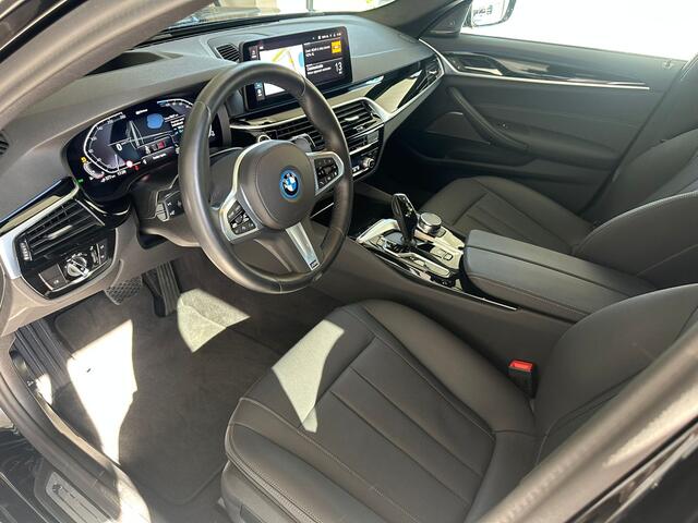 BMW 5-SERIE Touring 530e xDrive Business Edition Plus Headup/Laser/Harman-Kardon/Leder/Cam