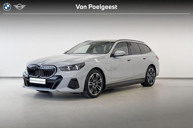 BMW 5-SERIE Touring 530e Innovation Pack M Sportpakket Pro Aut. - Beschikbaar vanaf: Maart 2026