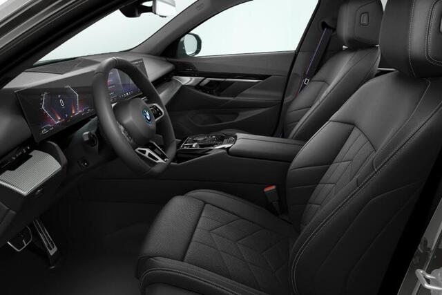 BMW 5-SERIE Touring 530e M Sportpakket Pro Aut. - Beschikbaar vanaf: April 2026