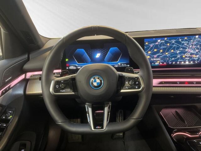 BMW 5-SERIE Touring 530e M Sport Edition