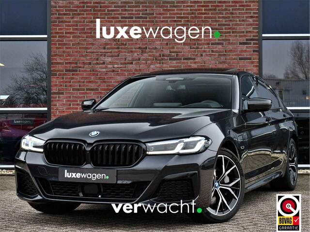 BMW 5-SERIE 530e M-Sport Pano Trekh HUD
