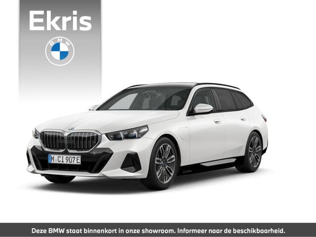 BMW 5-SERIE Touring 530e M Sport Edition | M Sportpakket | Innovation Pack | Travel Pack | Panoramadak