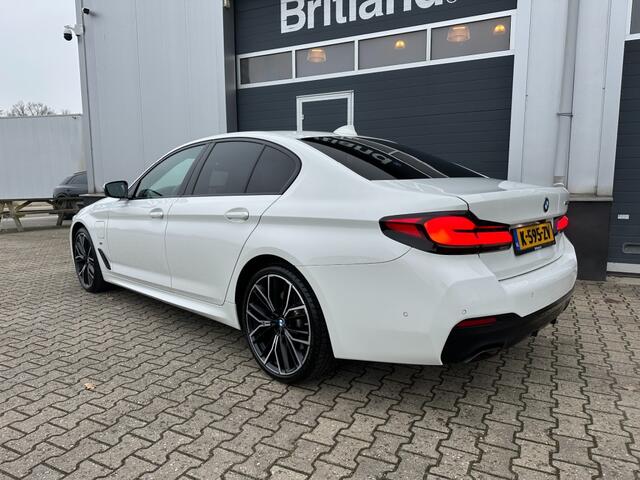 BMW 5-SERIE 530e High Executive M-sport 2020 *BTW *M5 Seats *Laser *20inch