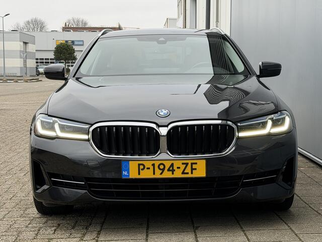 BMW 5-SERIE Touring 530e Business Edition Plus SOH 91%/Trekhaak/Leer/Laser.