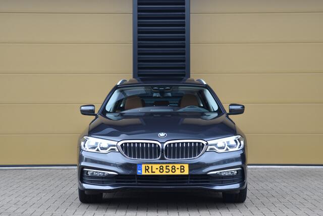 BMW 5-SERIE Touring 540i xDrive High Executive * Comfortstoelen * Head-up * Panoramadak *