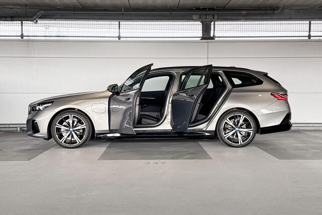 BMW 5-SERIE Touring 530e M Sport
