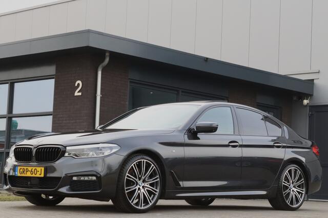 BMW 5-SERIE 530d xDrive M Sport 20inch Open Dak Comfort 85.250km!