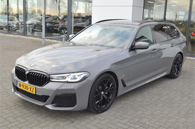 BMW 5-SERIE 520 I Touring M Pakket Comfortstoelen | Stoelverwarming | Carplay | Camera |