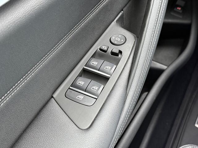 BMW 5-SERIE Touring 530e xDrive High Executive M-Sport NIEUW BINNEN !!