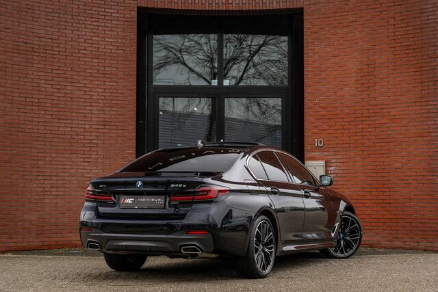 BMW 5-SERIE 545e xDrive 394pk M-Sport CoPilot Laser 15.333km !