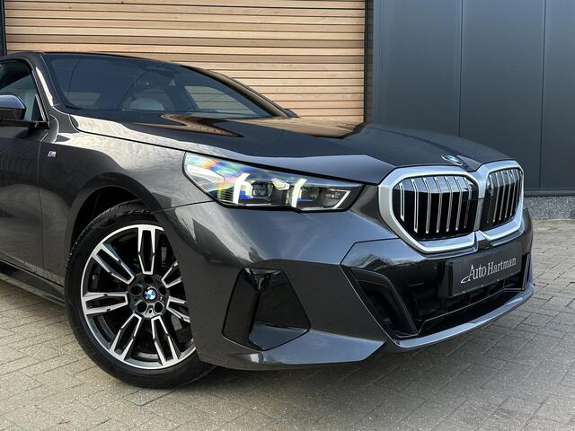 BMW 5-SERIE 520i M-Sport PANO|HEAD-UP|HARMANKARDON|ACC|STOELVENTILATIE