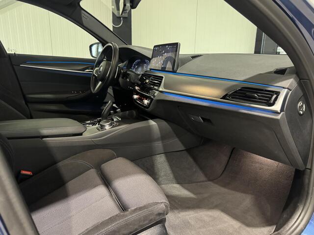 BMW 5-SERIE Touring 530e M-Sport Aut. | panorama | live-cockpit | ambiance verlichting | trekhaak |