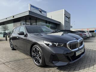 bmw-5-serie-touring-530e-xdrive-m-s