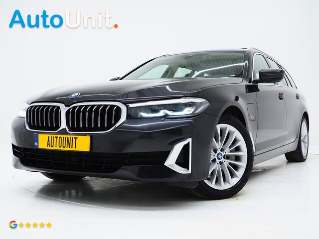 BMW 5-SERIE Touring 530e xDrive | Panoramadak | Leder | Sfeerlicht | Carplay | Camera | Stoelverwarming