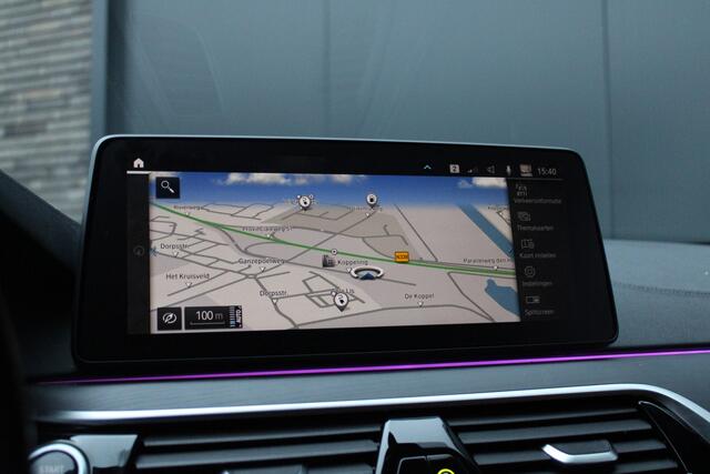 BMW 5-SERIE Touring 520e High Executive - Laser - Memory - HUD - Achteras besturing - Stoel/Stuur verwarming - ACC - Keyless - Rijklaar