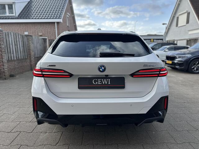 BMW 5-SERIE Touring 530e xDrive M-Sport