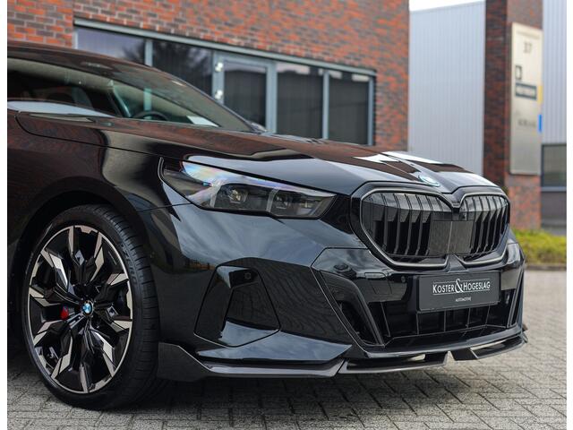 BMW 5-SERIE Touring 550e xDrive | M Performance - Pano - Trekhaak