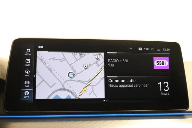 BMW 5-SERIE Touring 530e Business Edition Plus | M-Sport | Panoramadak | Camera | 19"Lichtmetaal | Facelift |