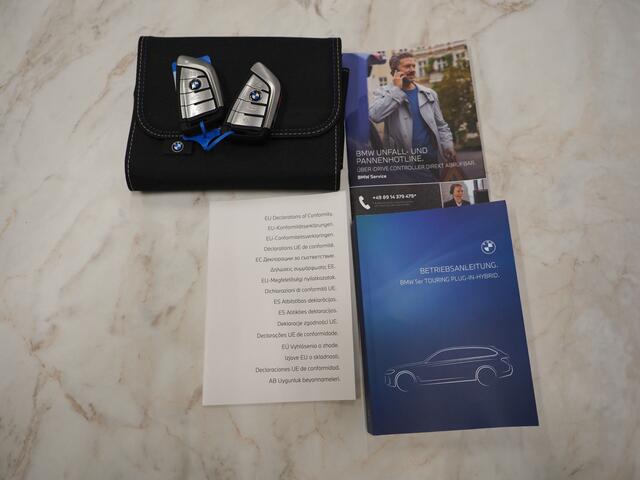 BMW 5-SERIE Touring 530e xDrive M Sport | Panoramadak | Harman/Kardon | Leder | 360 | Adaptive Cruise | Trekhaak | Carplay