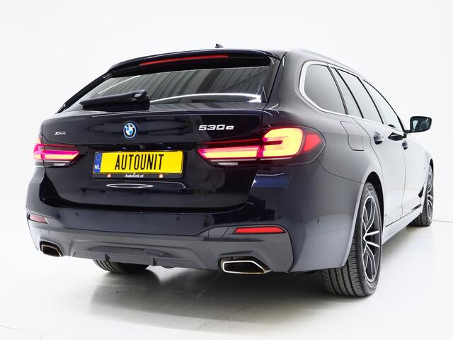 BMW 5-SERIE Touring 530e xDrive M Sport | Panoramadak | Harman/Kardon | Leder | 360 | Adaptive Cruise | Trekhaak | Carplay