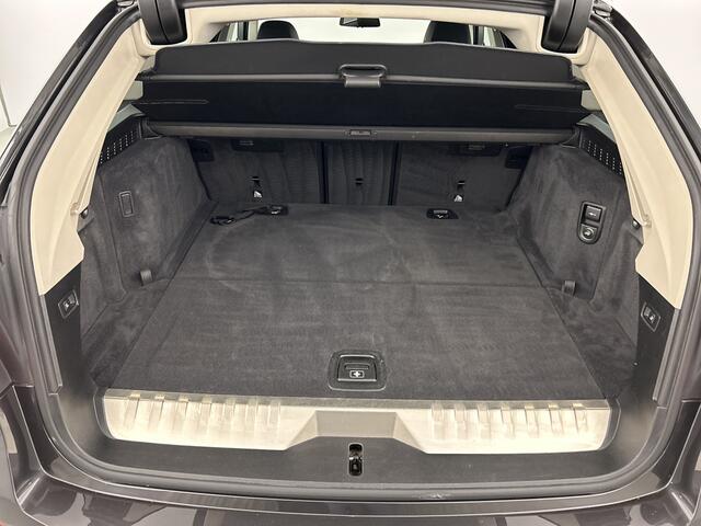 BMW 5-SERIE Touring 530e M-sport Pano-dak/Leder/Adapt.Cruise/EL.Trekhaak