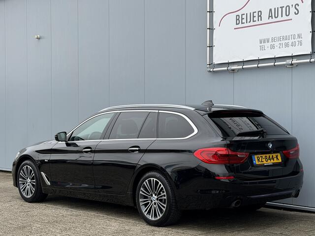 BMW 5-SERIE Touring 520i Executive Automaat Navigatie/Camera/18inch.
