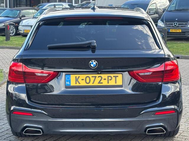 BMW 5-SERIE Touring 530D High Exe Zwart 2019 Pano M-Pakket Trekhaak