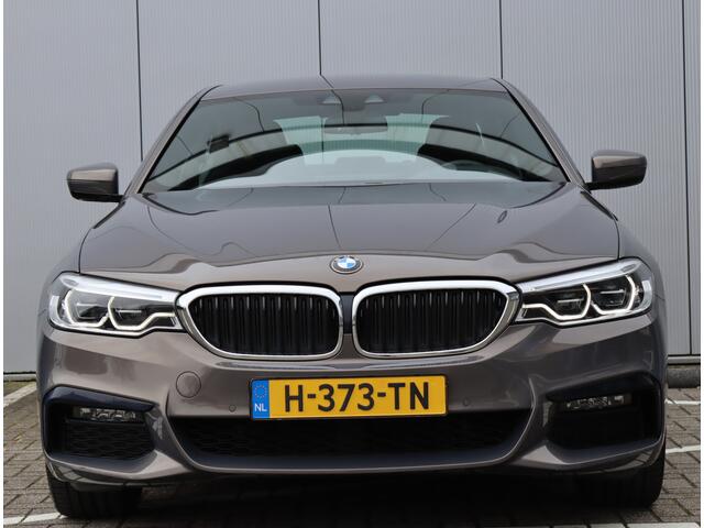 BMW 5-SERIE 530e iPerformance eDrive Edition | M-sport | SOH 89,2% | Org. NL