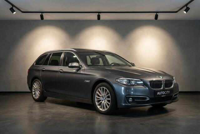 BMW 5-SERIE touring 520i Luxury Edition l Pano l HUD l Memory l 360 Camera l VOL OPT