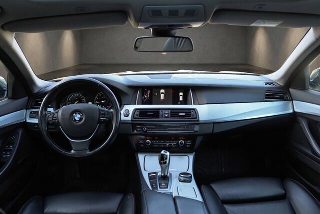 BMW 5-SERIE touring 520i Luxury Edition l Pano l HUD l Memory l 360 Camera l VOL OPT
