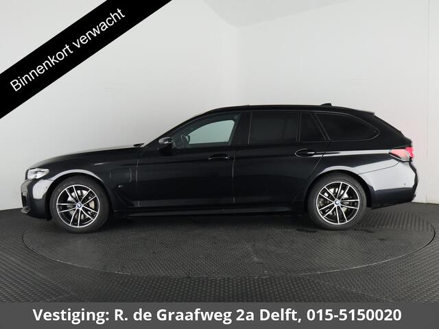 BMW 5-SERIE Touring 530e Business Edition Plus M-Pakket | Stoelverwarming | Harman Kardon | Panoramadak |