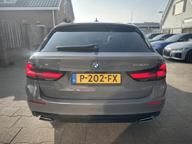 BMW 5-SERIE Touring 530e xDrive Lazer|Pano|ShadowLine|Elek.Trek