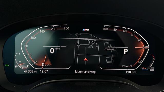 BMW 5-SERIE Touring 520i High Executive | M-Sport | Leer | Camera