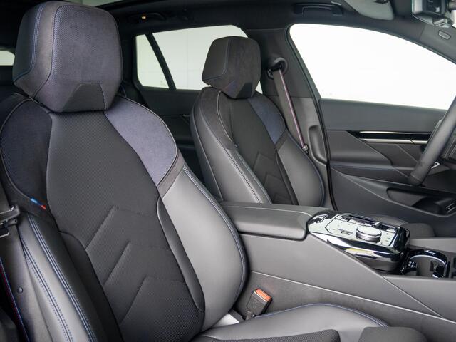 BMW 5-SERIE Touring 520i | M Sportpakket Pro | Equipment Pack Pro | Travel Pack | Showroom Selection