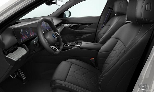 BMW 5-SERIE Touring 530e M Sport Edition | Trekhaak | Panorama| Ventilatie | Driving Ass. Plus