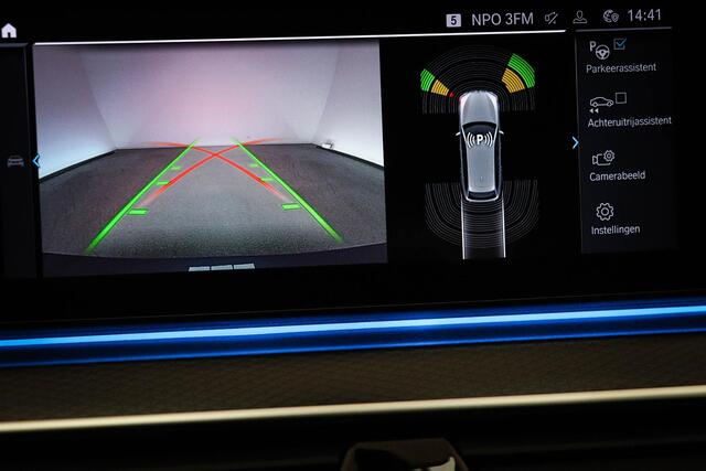 BMW 5-SERIE Touring 530e xDrive M-Sport High Executive | LASER LED | HEAD UP | TREKHAAK