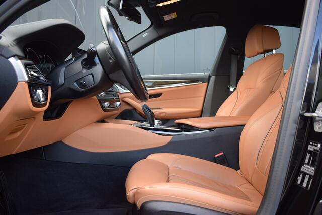 BMW 5-SERIE 520i Automaat High Executive Luxury Line LED | Virtual | Bruin Leder | Full Map Navi | HiFi prof. | Elek. Stoelen | Volledig Onderhouden!!