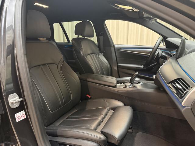 BMW 5-SERIE Touring 530e LCI / Hybride / M Sport / FACELIFT / Head Up / LED / Elec. Trekhaak / Leder / Camera / Apple Carplay / Bluetooth