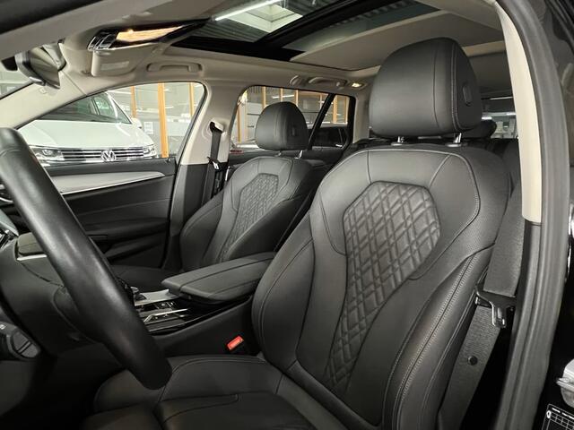 BMW 5-SERIE Touring 530e ** LED, NAVI+, LEDER, PANORAMA, ADAPT. CRUISE, SHADOW-LINE, 19-INCH LMV ** 1e EIG - UNFALLFREI ** ** INFORMEER OOK NAAR ONZE AANTREKKELIJKE FINANCIAL-LEASE TARIEVEN **