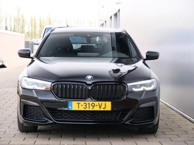 BMW 5-SERIE Touring 530i Business Edition Plus M-pakket / Trekhaak / Memory / Stoelverwarming
