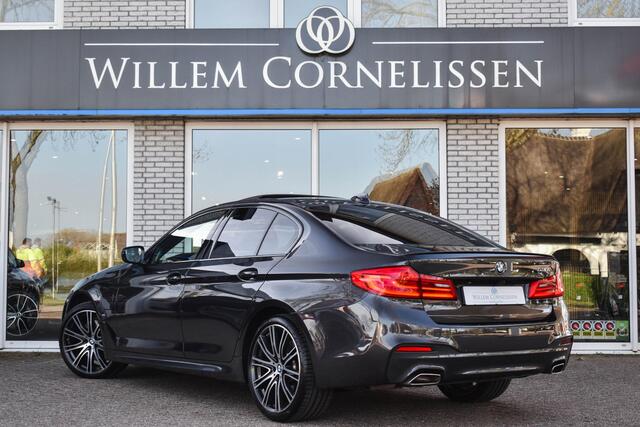 BMW 5-SERIE 530e iPerformance M-Sport Edition Pano Comf Zetels