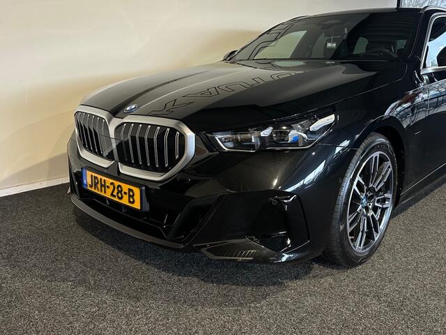 BMW 5-SERIE 530E M SPORT EDITION l NAP l HK SOUND l ACC l TREKHAAK l LED l