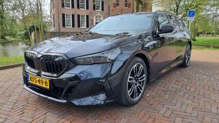 bmw-5-serie-touring-550e-xdrive---a