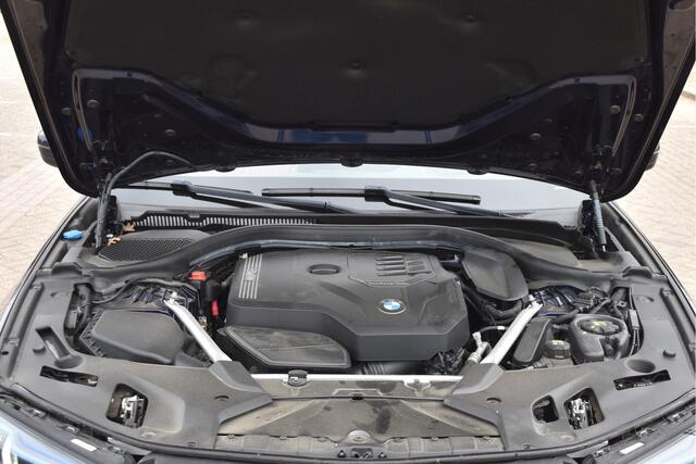 BMW 5-SERIE 530i High Executive M-Sport Plus 252 pk benzine | NL-Auto | HUD | Trekhaak | Harman/Kardon | 360 gr.camera | Laserlight | Open dak