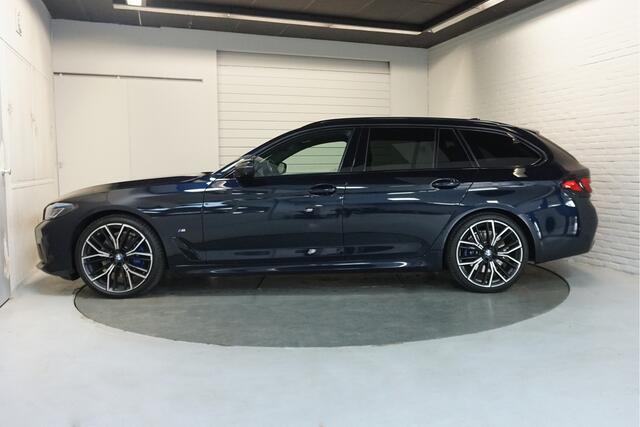 BMW 5-SERIE Touring 530i High Exec Dealerauto | M-Pakket | Panorama | Carplay | HUD |