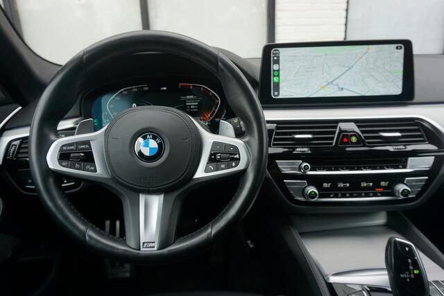 BMW 5-SERIE Touring 530i High Exec Dealerauto | M-Pakket | Panorama | Carplay | HUD |