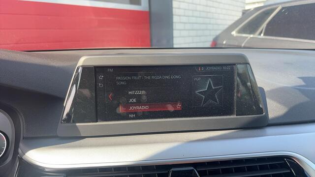 BMW 5-SERIE 520i High Executive Edition TREKHAAK / CARPLAY / LEDER / STOELVERW / FULL LED / NAVI / CLIMA / PDC / BLUETOOTH / CRUISE