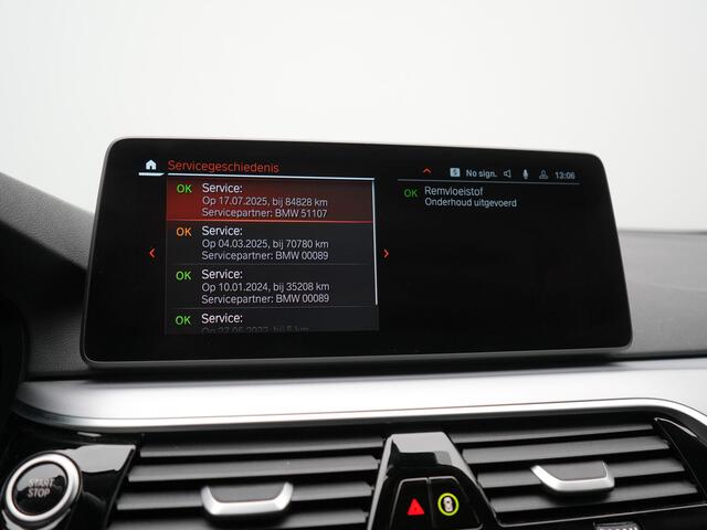 BMW 5-SERIE Touring 530e Business Edition Plus PHEV 293pk Dealer O.H. | Trekhaak Af Fabriek | Adaptive Cruise | 360 Camera | Lederen Comfortzetels Verwarmd | Blis | Apple Carplay | Hifi Audio | 19"L.M | Plug In Hybrid |